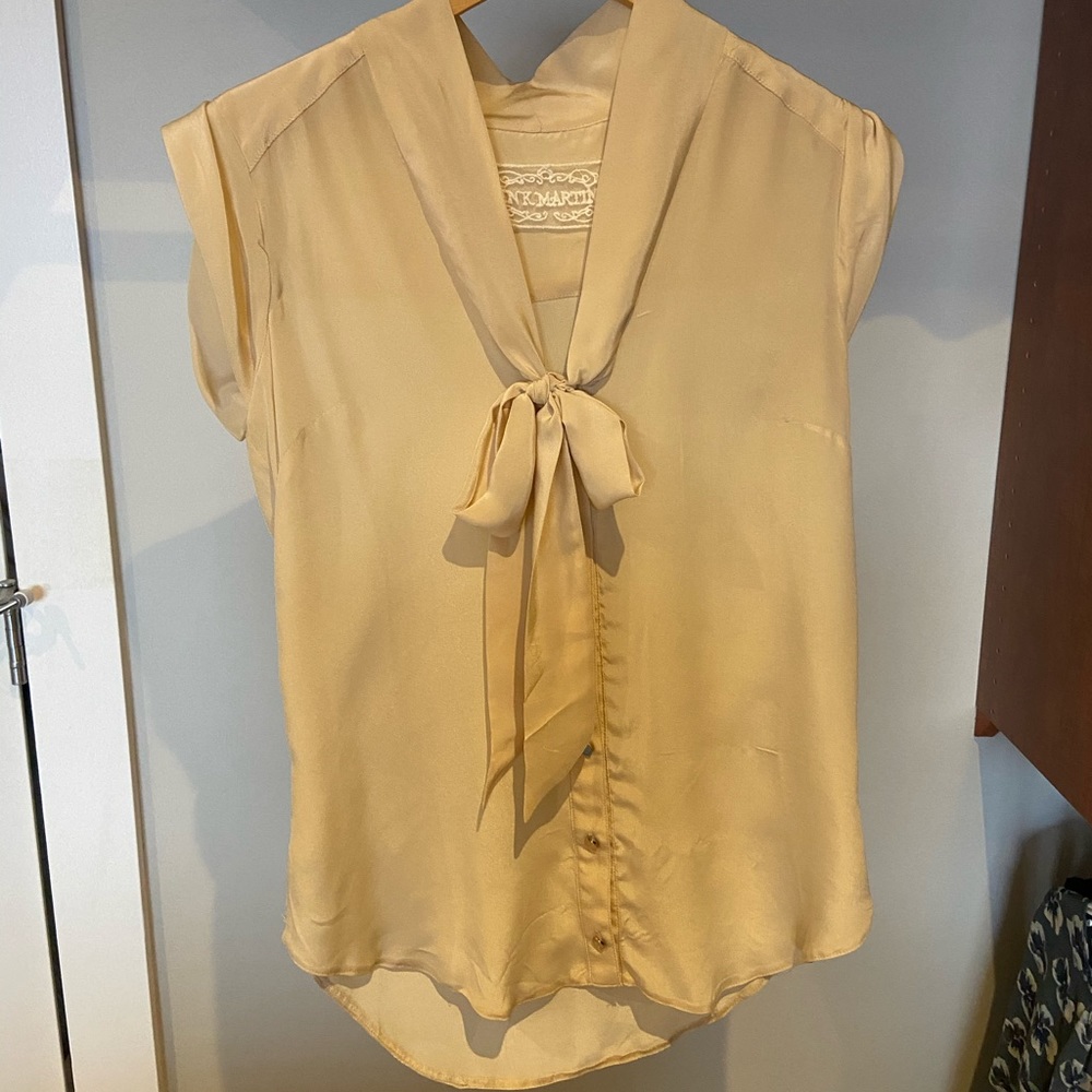 Pink Martini sleeveless champagne blouse XS